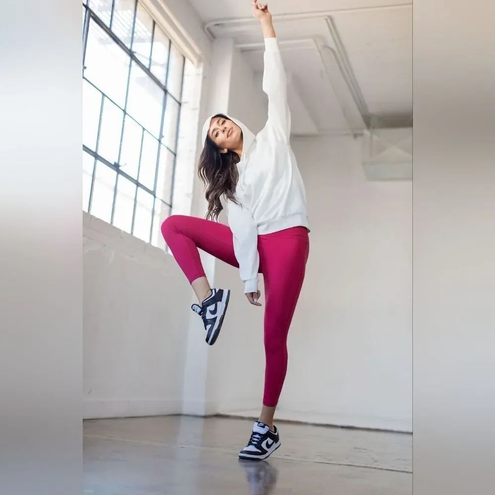 ☔️🔹️Savvi Pink Ribbed Athletic Pants Medium